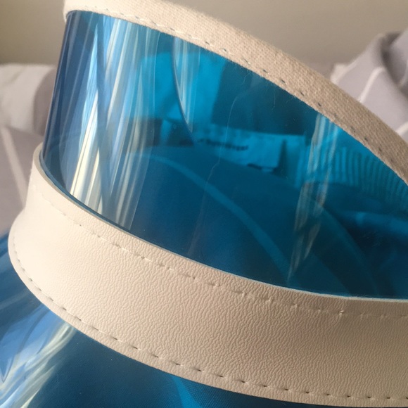 5/$15 Urban outfitters Clear Blue Visor - Picture 5 of 5